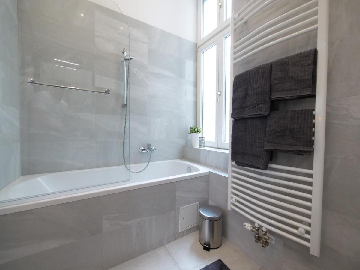 Stylish City Center Apartment Wien Exteriör bild