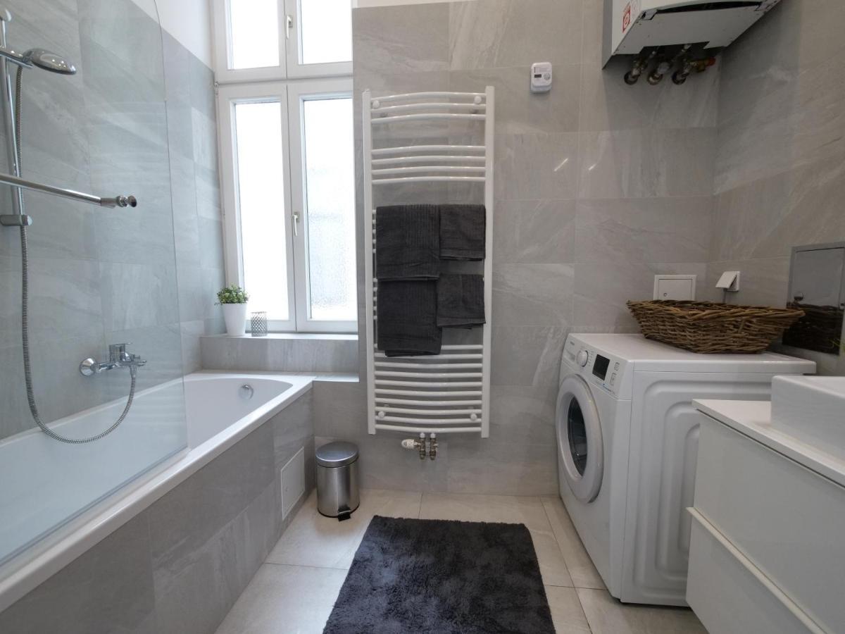 Stylish City Center Apartment Wien Exteriör bild